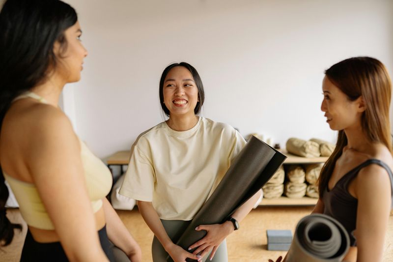 9 signs people are intimidated by you - and you don't even know it