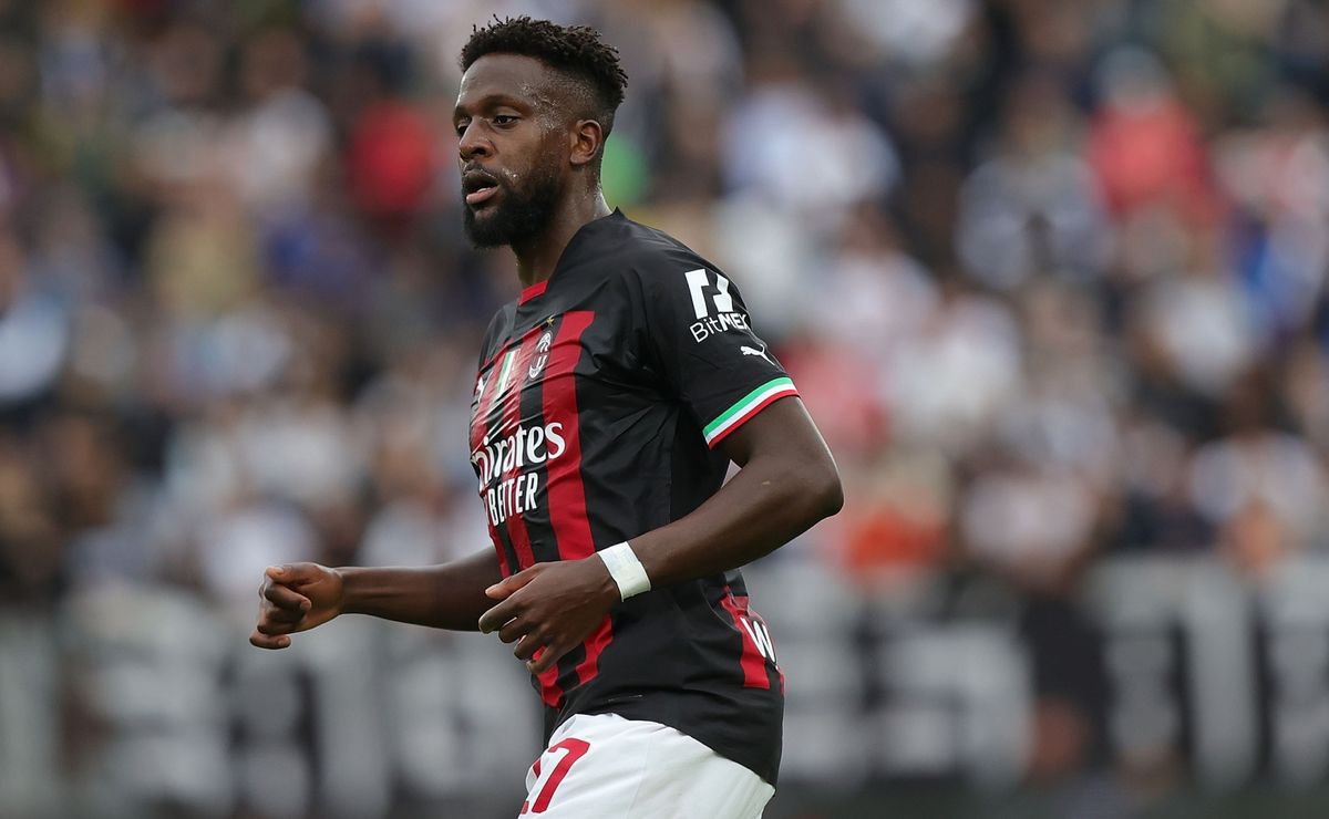 Christian Pulisic pierde a un compañero del AC Milan cuando el ganador de la Champions League acepta la rescisión del contrato.