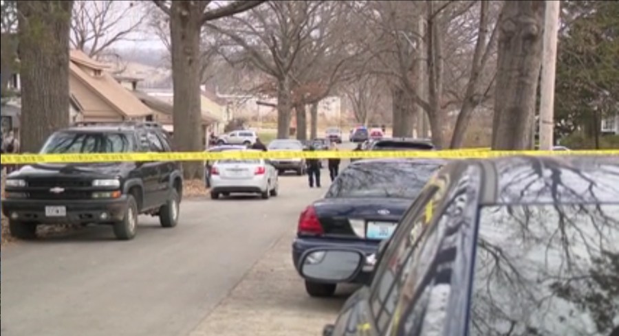 Kansas City man charged in stabbings that left one woman dead, another hurt
