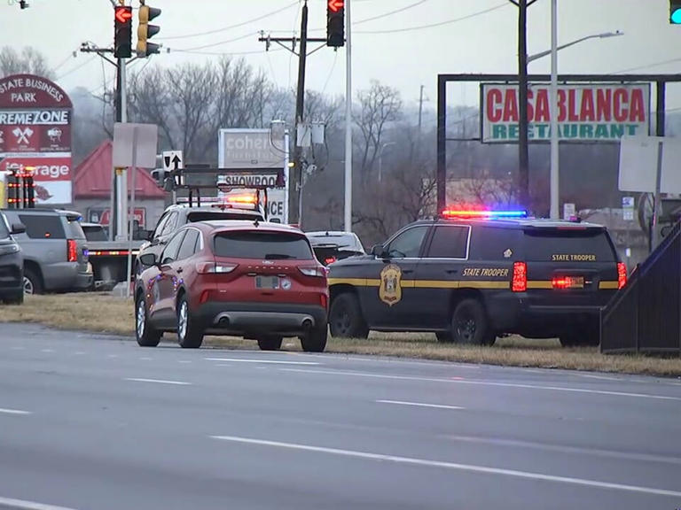 Trooper hailed as hero after being shot from behind, killed at DMV
