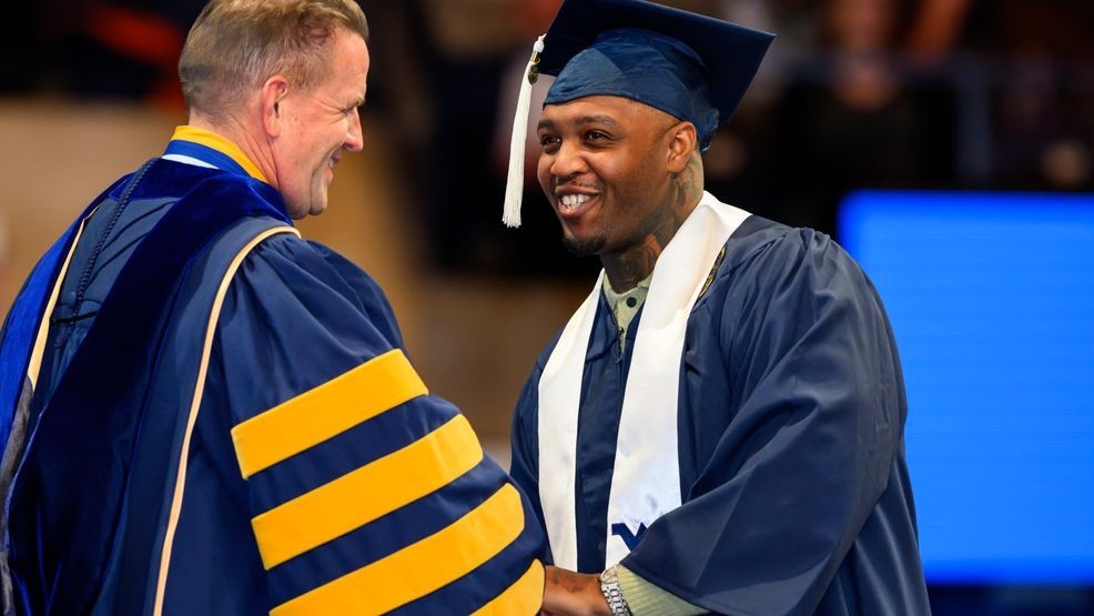 WVU football legend Tavon Austin returns to Morgantown for commencement ...