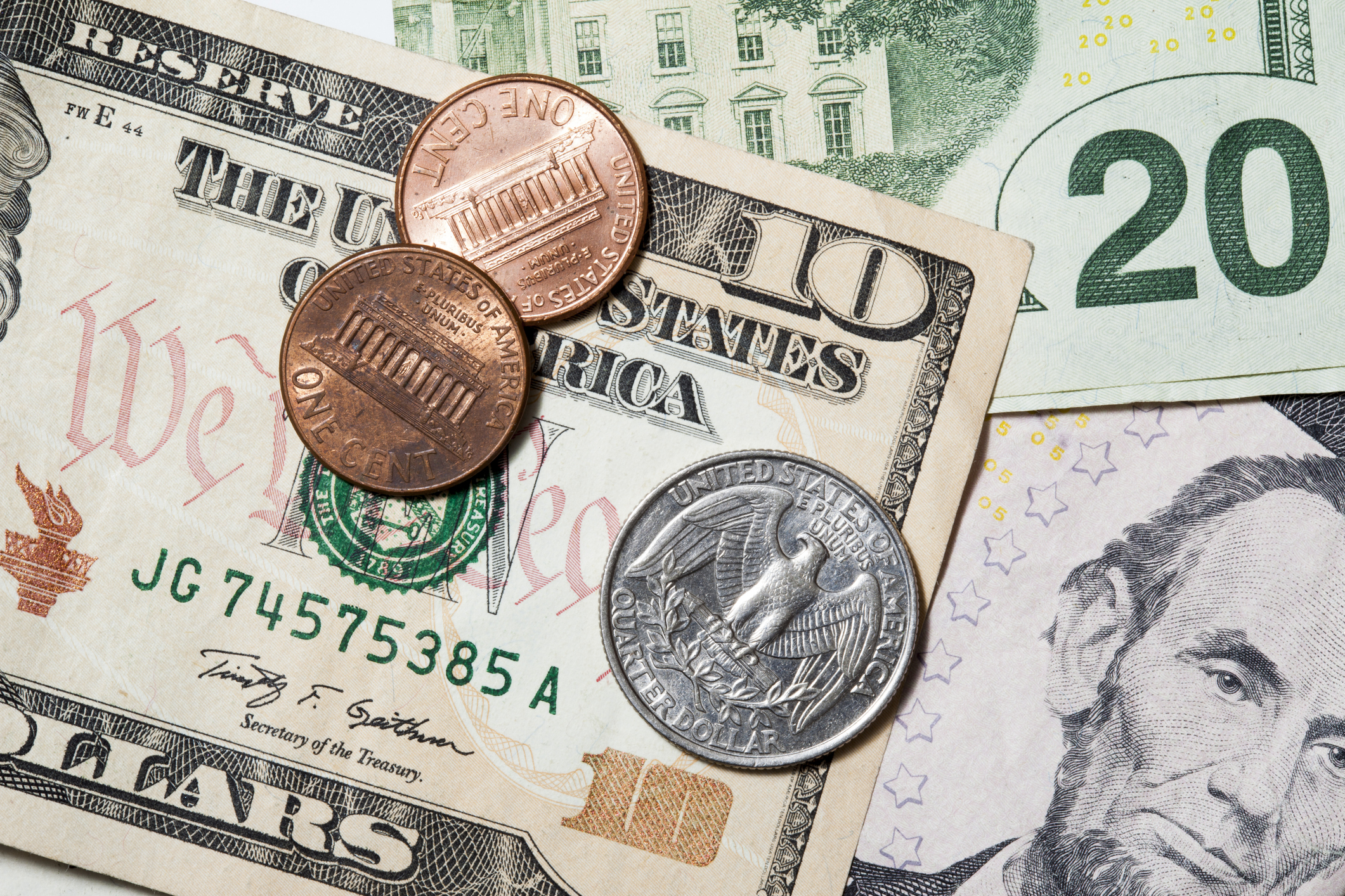 Minimum wage goes up in 2026 in NY, NJ and CT: How much to expect