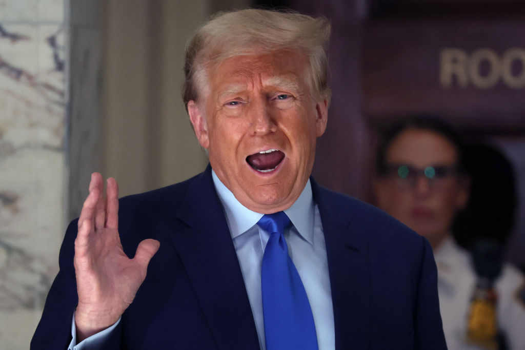 New Trump ballroom plan sparks outcry<br><br>