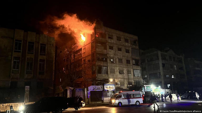 Вопросы безопасности и насилие, подобные тому, что произошло между сирийскими курдами и силами безопасности в Алеппо на выходных (на фото), ранее использовались группировкой «ИГ» в прошлом, отмечают эксперты