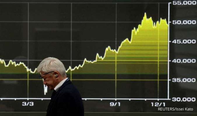 Bursa Asia kompak menguat di pagi ini (12/1), ditopang penguatan Wall Street