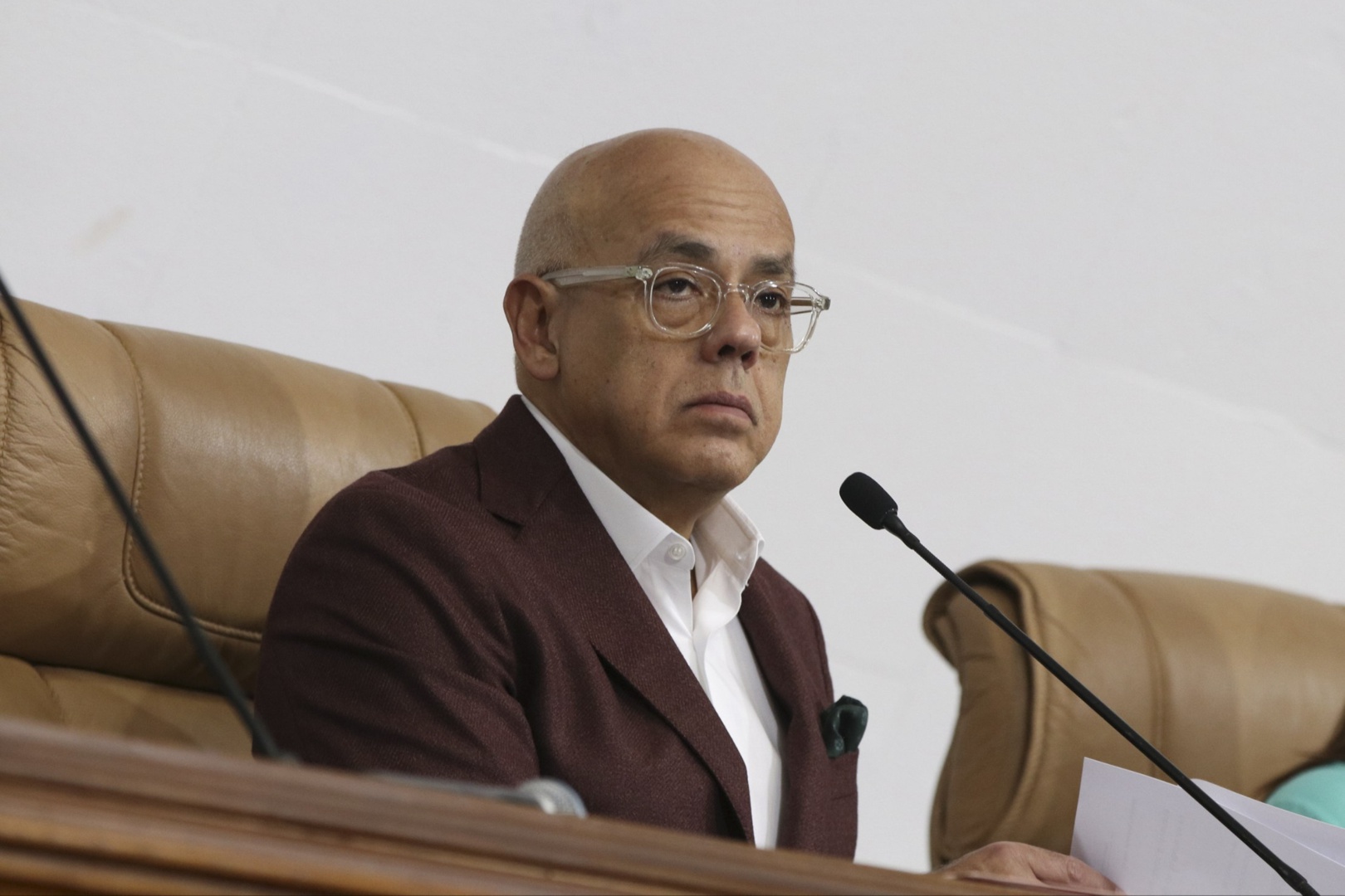 Asamblea venezolana aprueba ley que da 20 años de cárcel a quien apoye ...