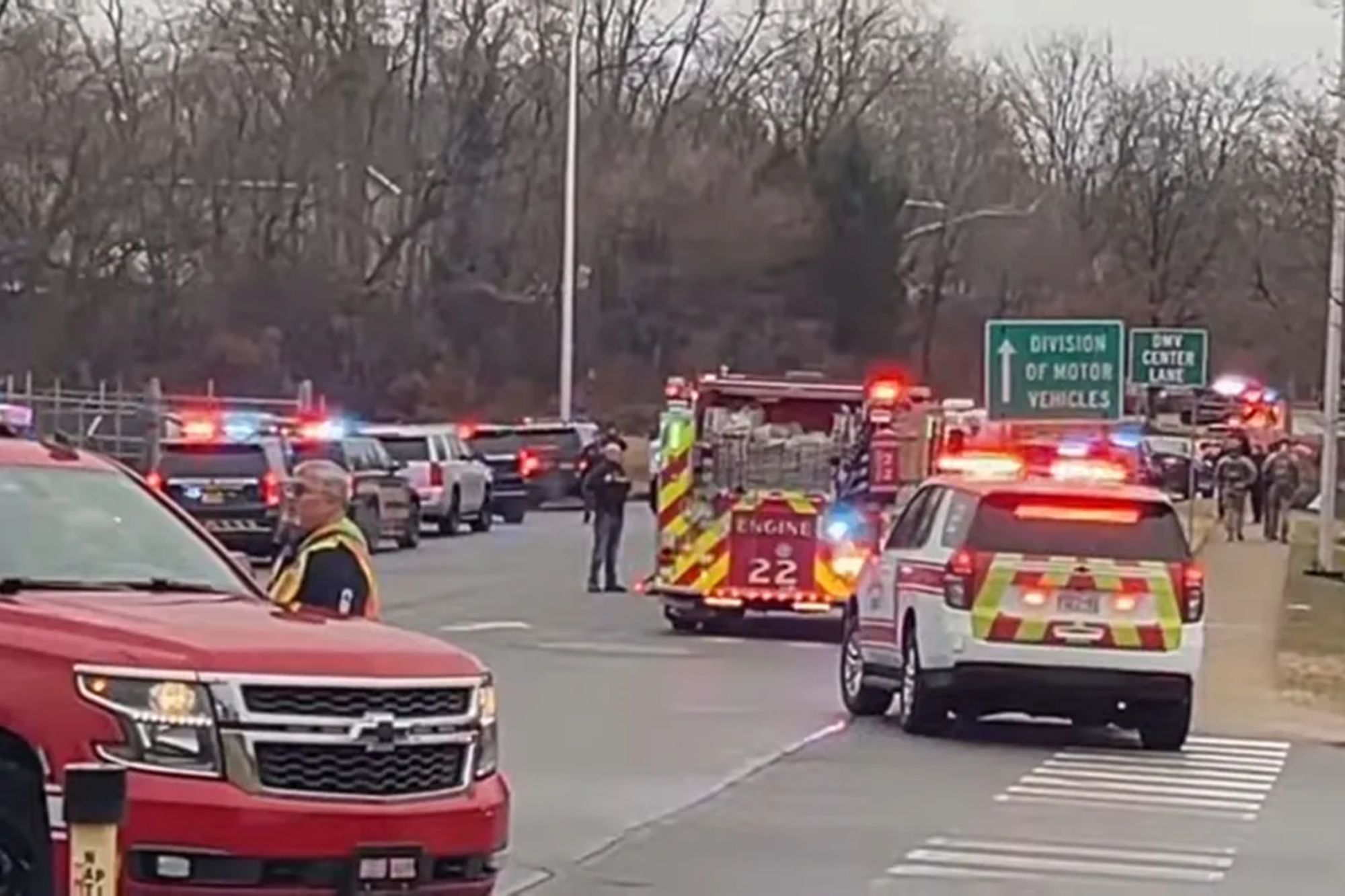 State trooper killed along with suspected gunman at Delaware DMV