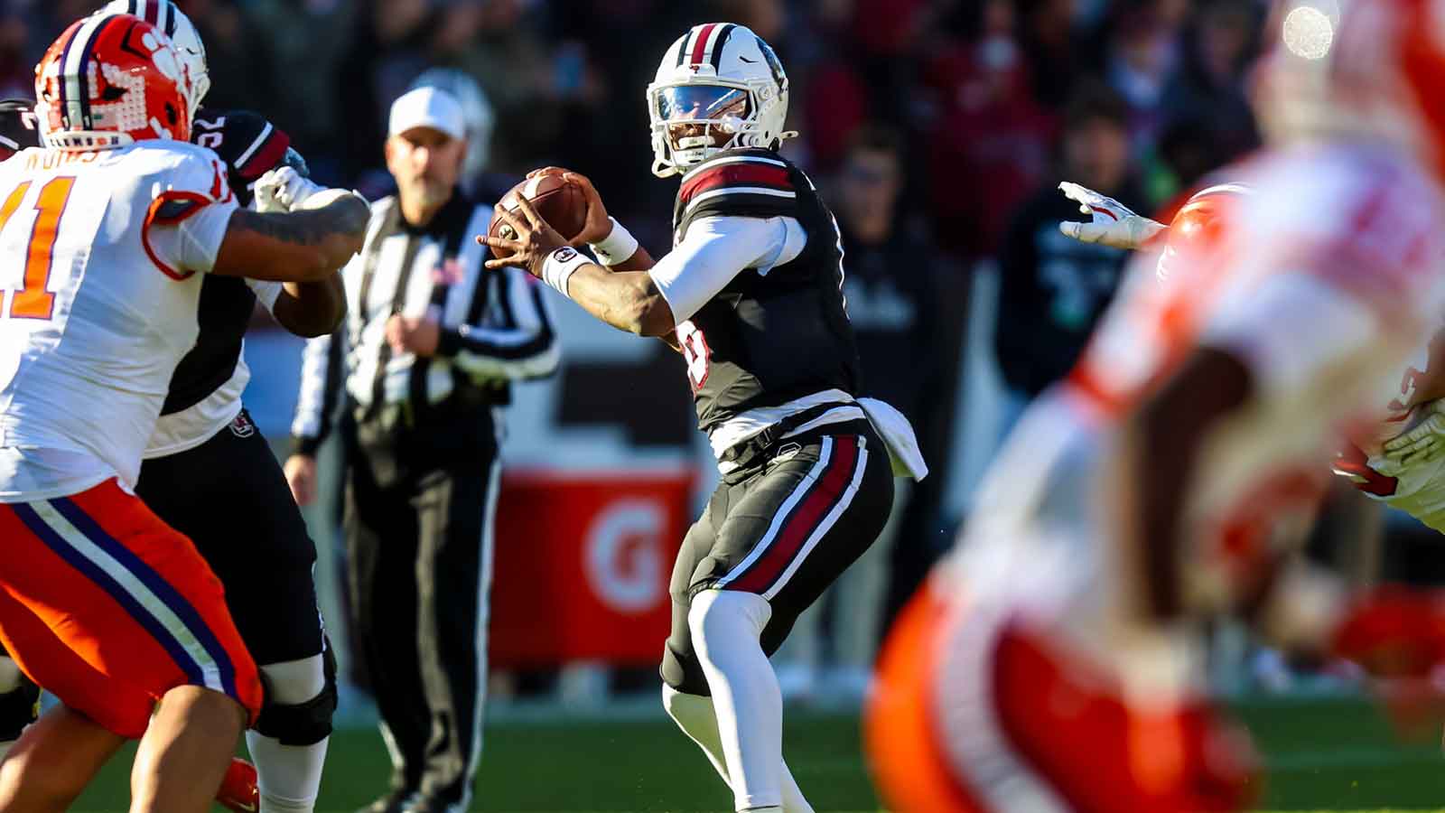 South Carolina football’s Dylan Stewart follows LaNorris Sellers back ...