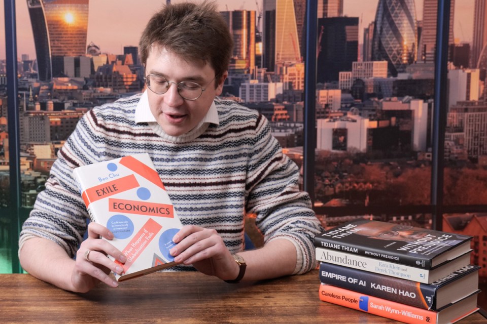 I read 100 books in 2 years. Here’s what I learnt.