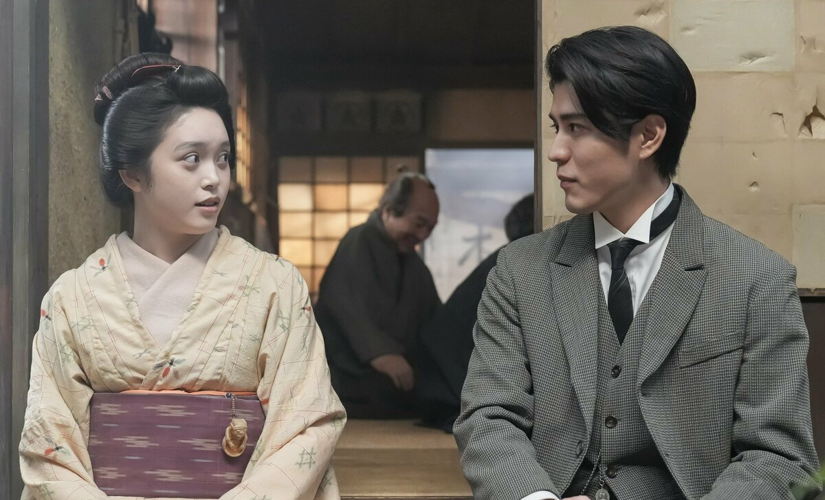 活動歴および当時の関連ビジュアル記録