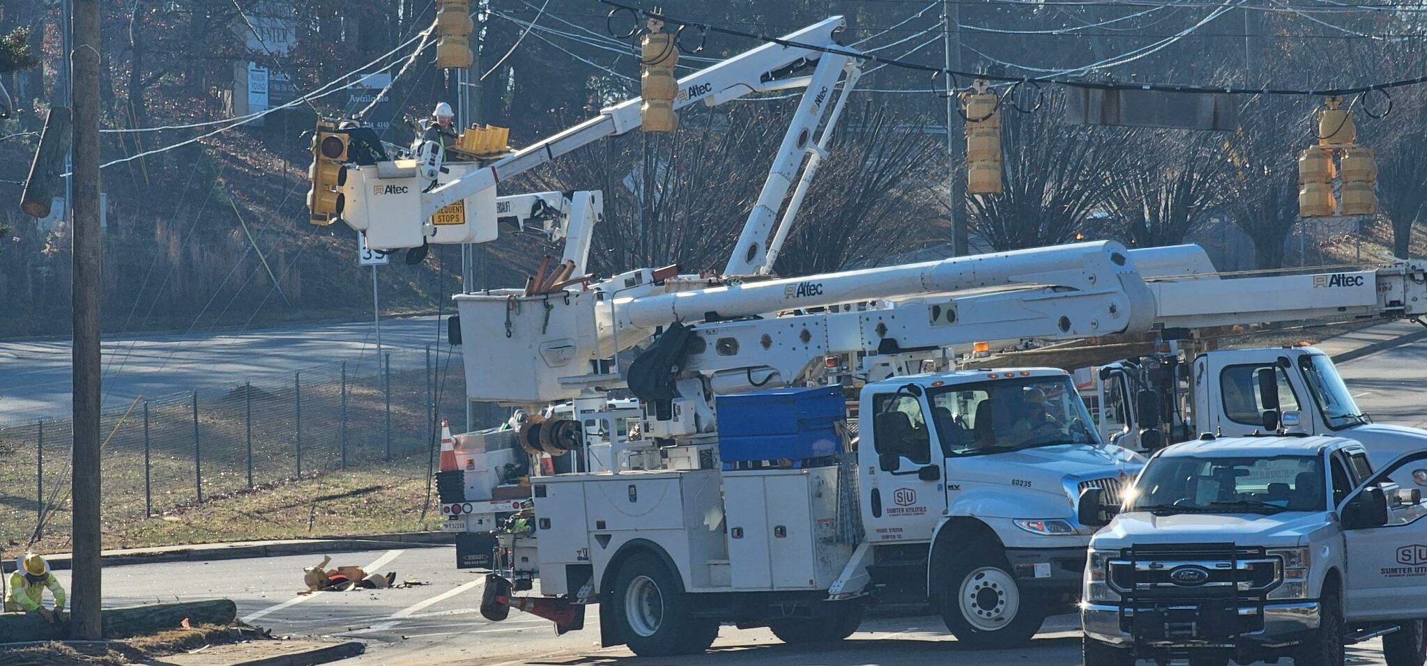 Crash causes busy Greenville road to shut down on Christmas Eve