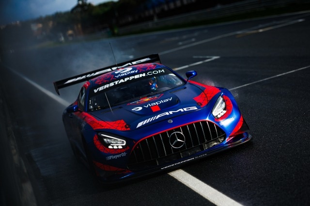 Verstappen Racing bevestigt overstap naar GT3-bolide Mercedes voor 2026