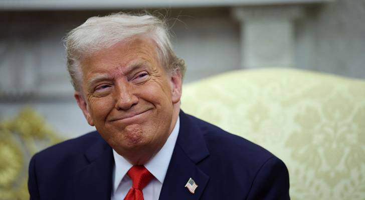 Trump has quietly bought up $100M in bonds since entering White House, report says. How to be on the 