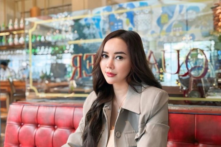 Netizen Heboh: Aura Kasih dan Ridwan Kamil Dinikahi di Amerika