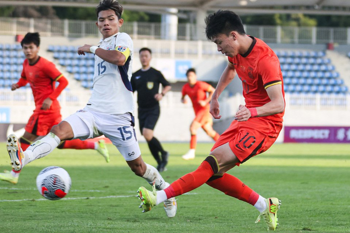 Chỉ 10 người, U23 Trung Quốc đã đánh bại đối thủ của U23 Việt Nam
