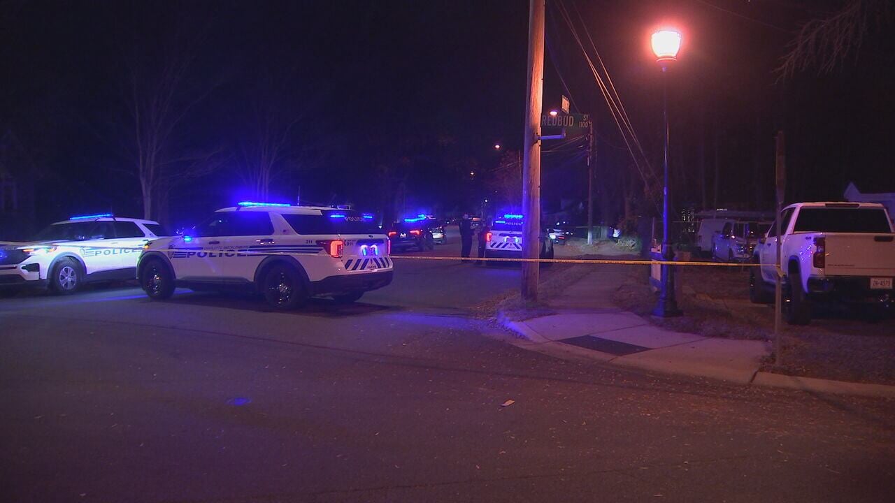 Homicide investigation underway after deadly stabbing in west Charlotte
