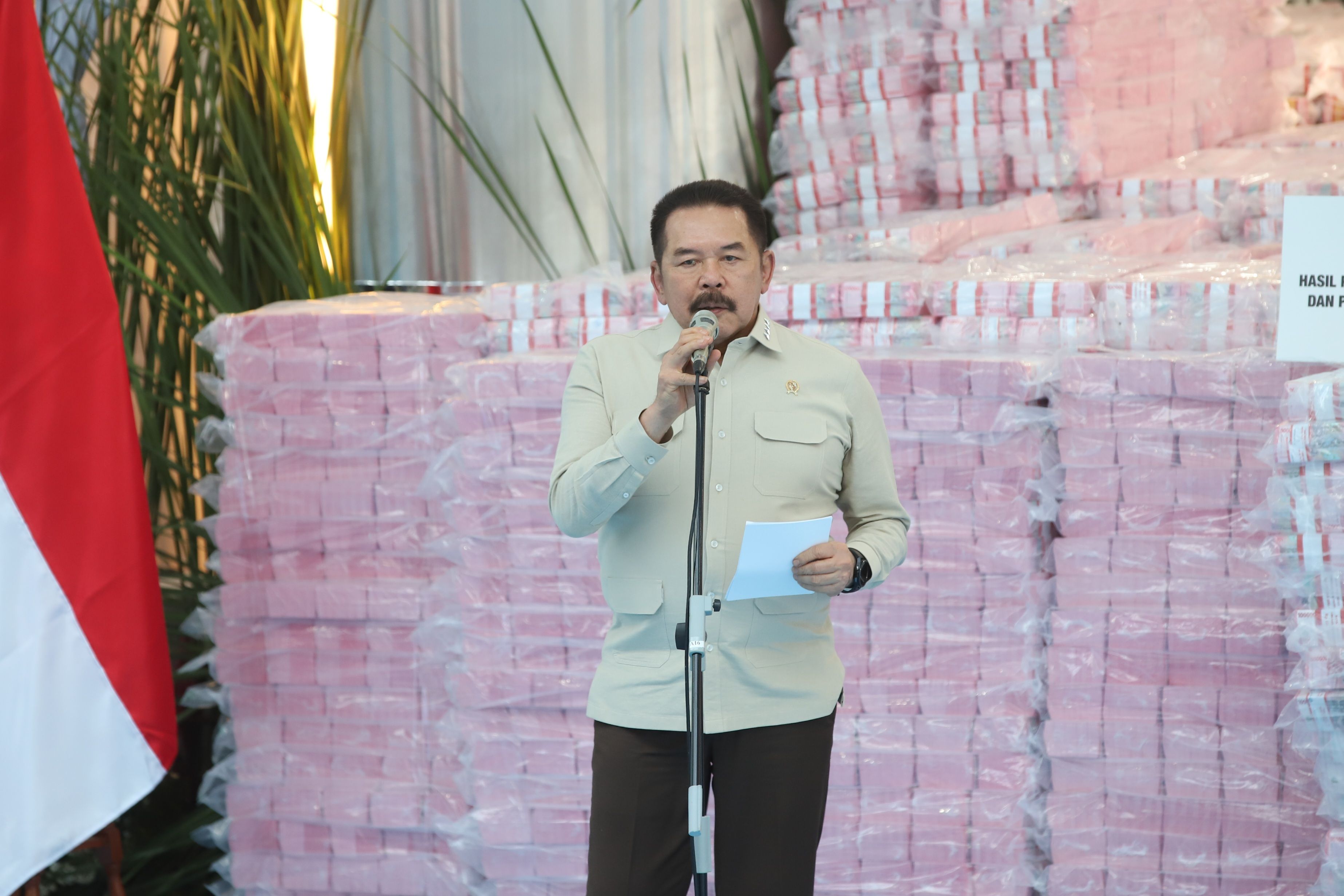 Kasus PKH: Satgas Kembalikan 4,08 Juta Hektar Hutan ke Negara