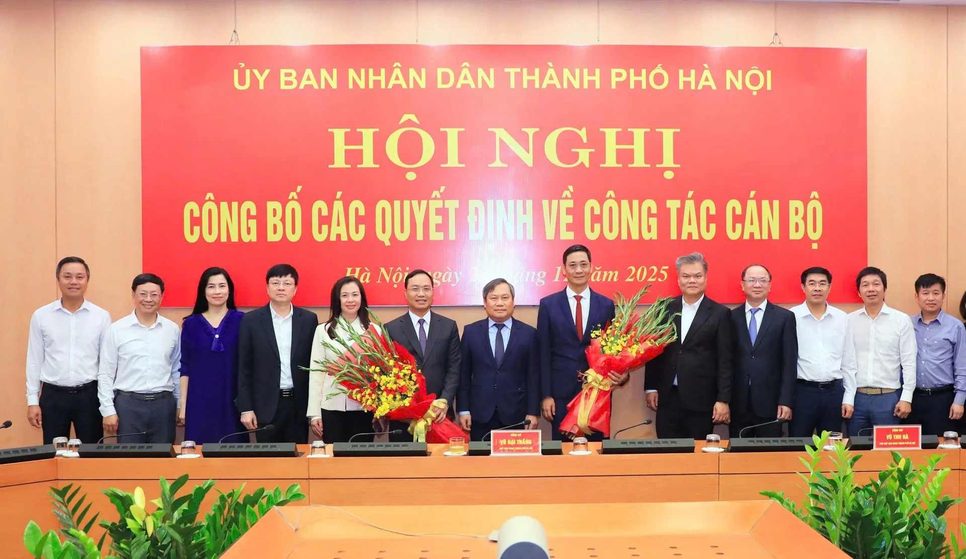 Chủ tịch UBND TP Hà Nội kỳ vọng vào lãnh đạo sở, ngành vừa bổ nhiệm