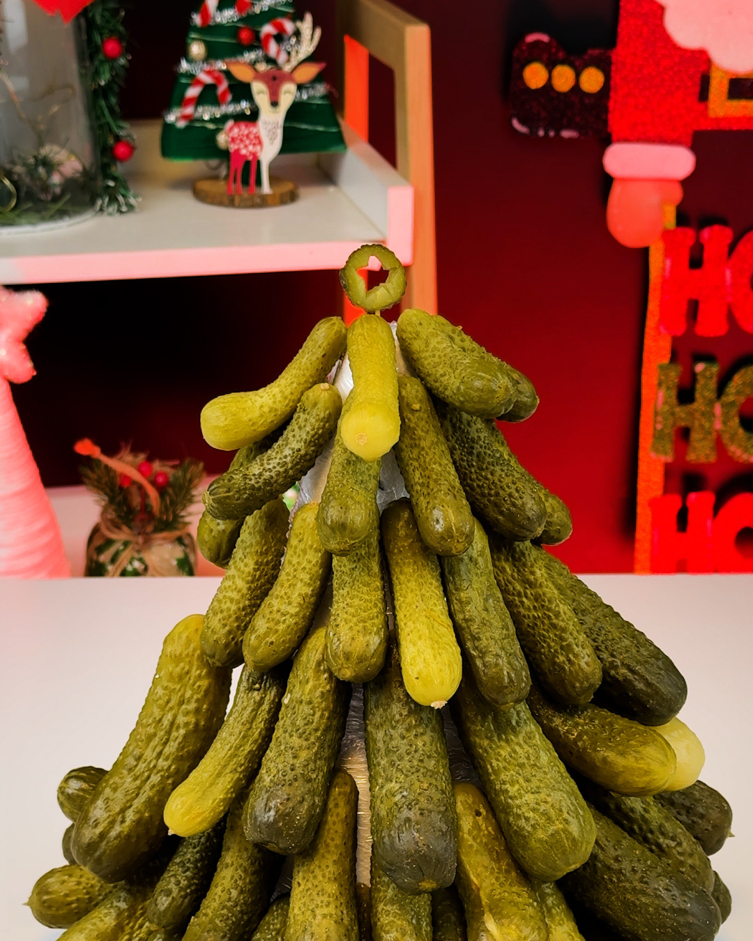The perfect Christmas tree for pickle lovers 🥒🎄