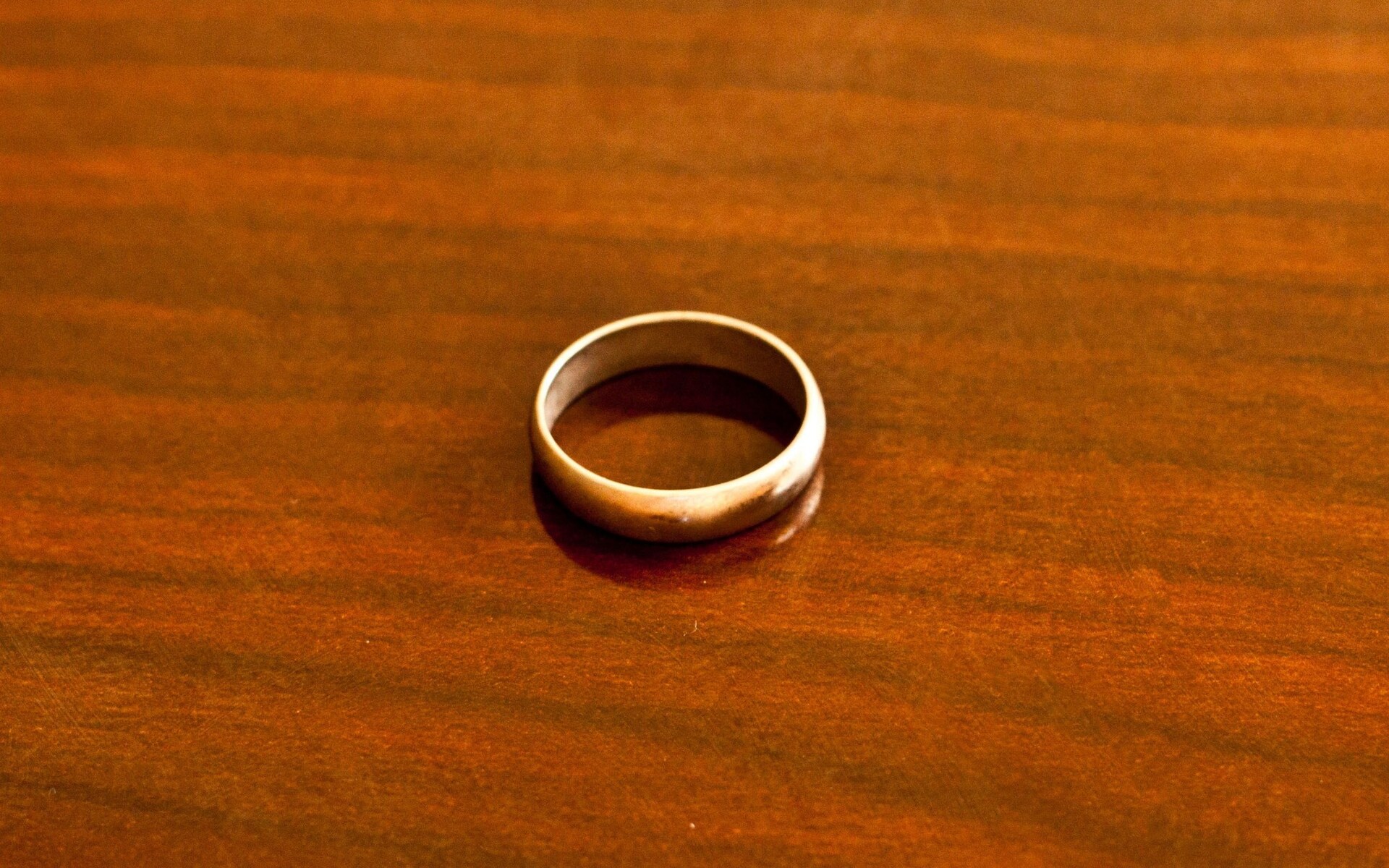 My elderly father's wedding ring went missing in hospital. Can I force the NHS to pay up?