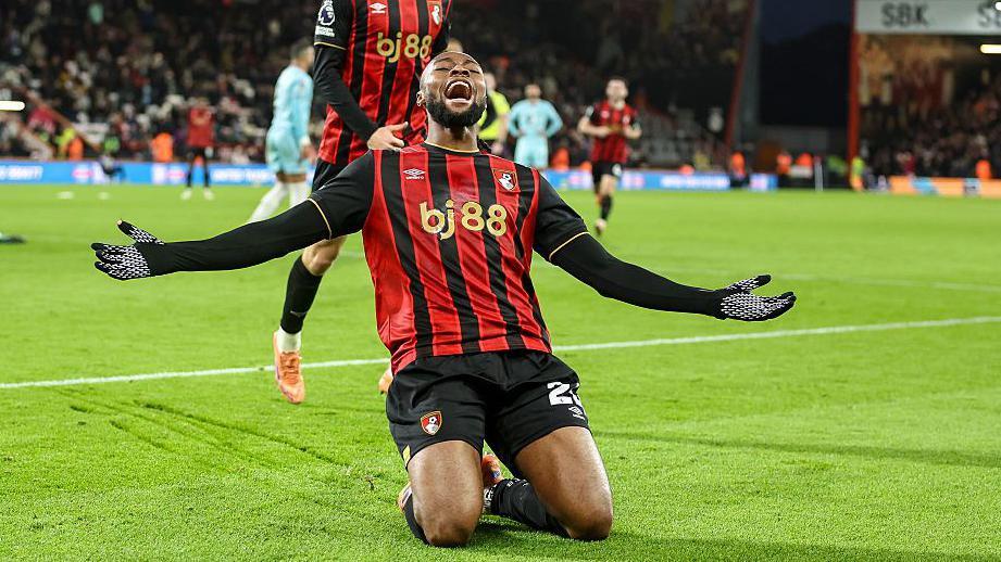 City in advanced Semenyo talks<br><br>