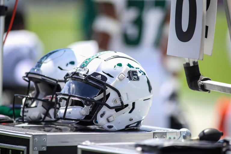 there-s-1-college-football-bowl-game-christmas-eve-here-s-what-it-is