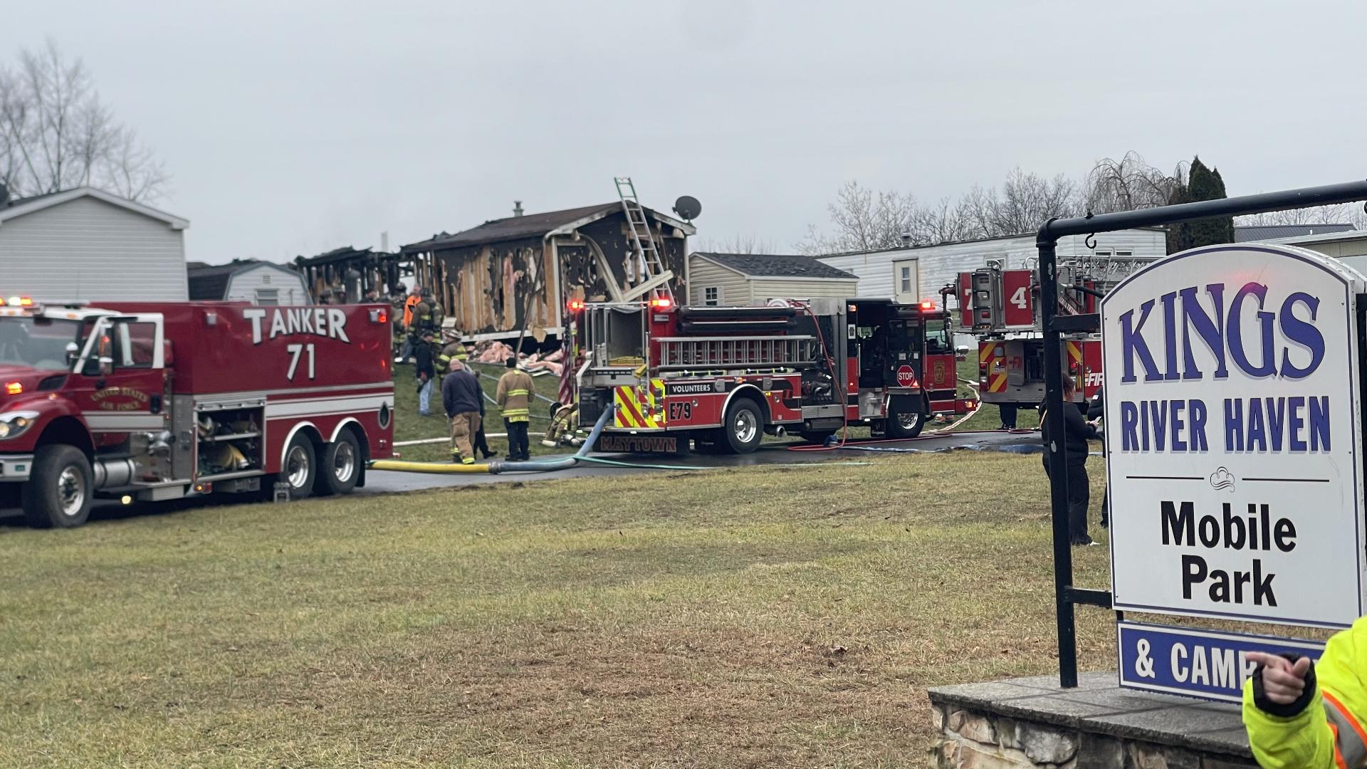 Deadly mobile home fire in Lancaster County under investigation