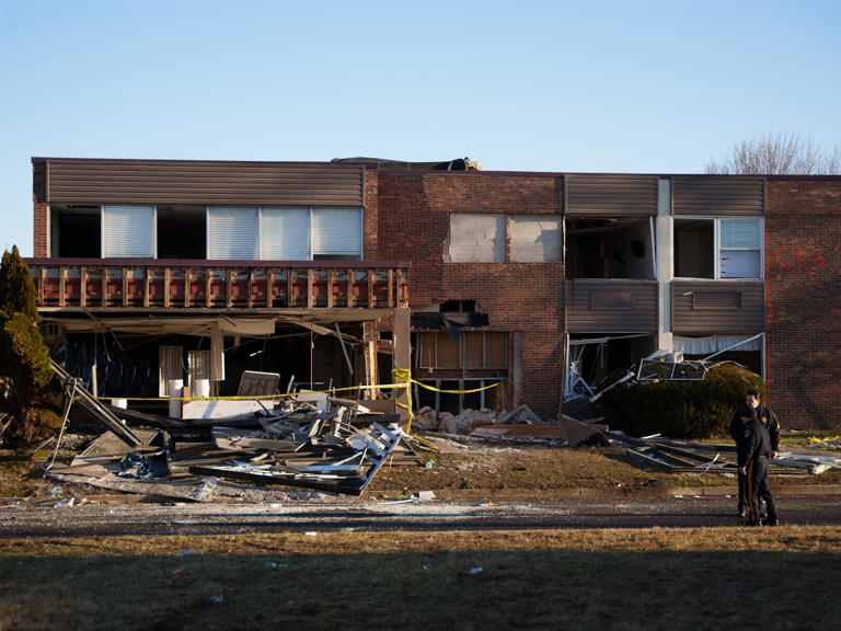 1 nursing home resident, 1 employee killed in fire, explosion