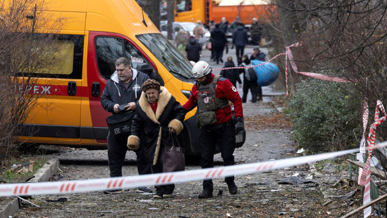 Ukraine and US agree new peace plan after Moscow hit by another deadly ...