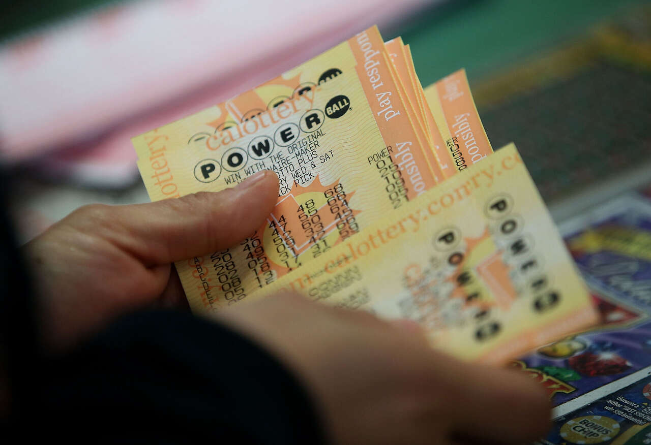Connecticut siblings claim winning $1 million Powerball ticket bought in Voluntown<br><br>