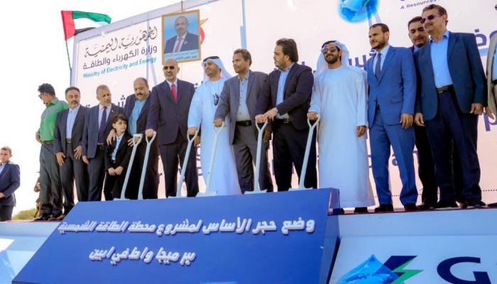 نور لا ينطفئ.. سواعد الإمارات تضيء مدن اليمن