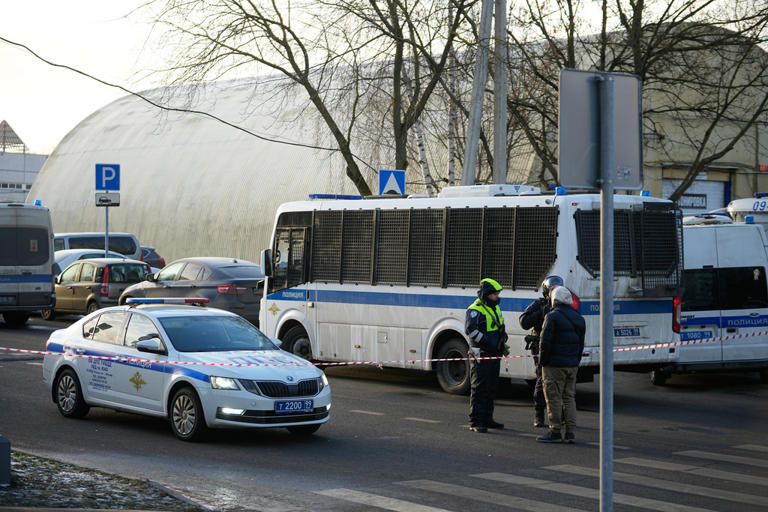 Explosion in Moscow kills 3 people. Official says Ukrainian ...