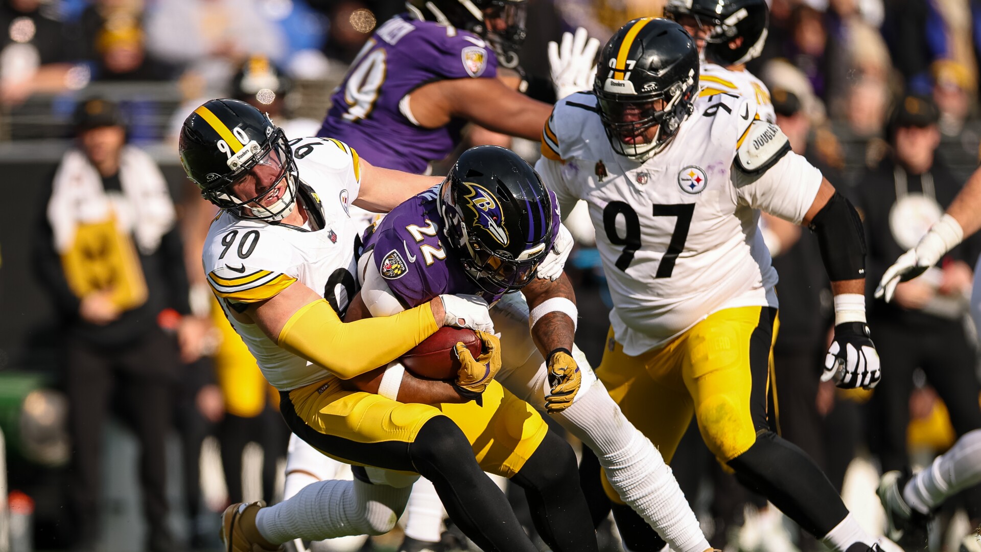 TJ Watt is back at practice for the Steelers<br>