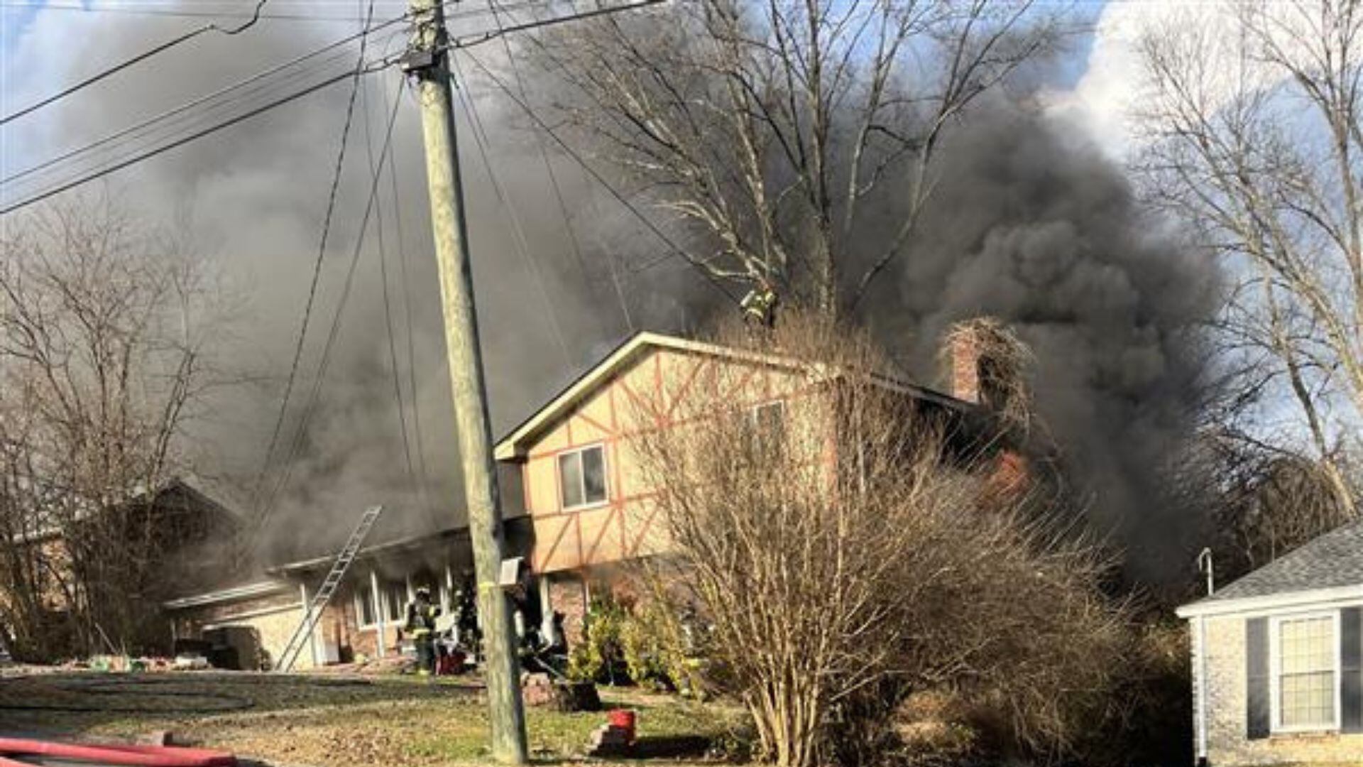 Crews working to extinguish house fire in Nashville on Christmas Eve