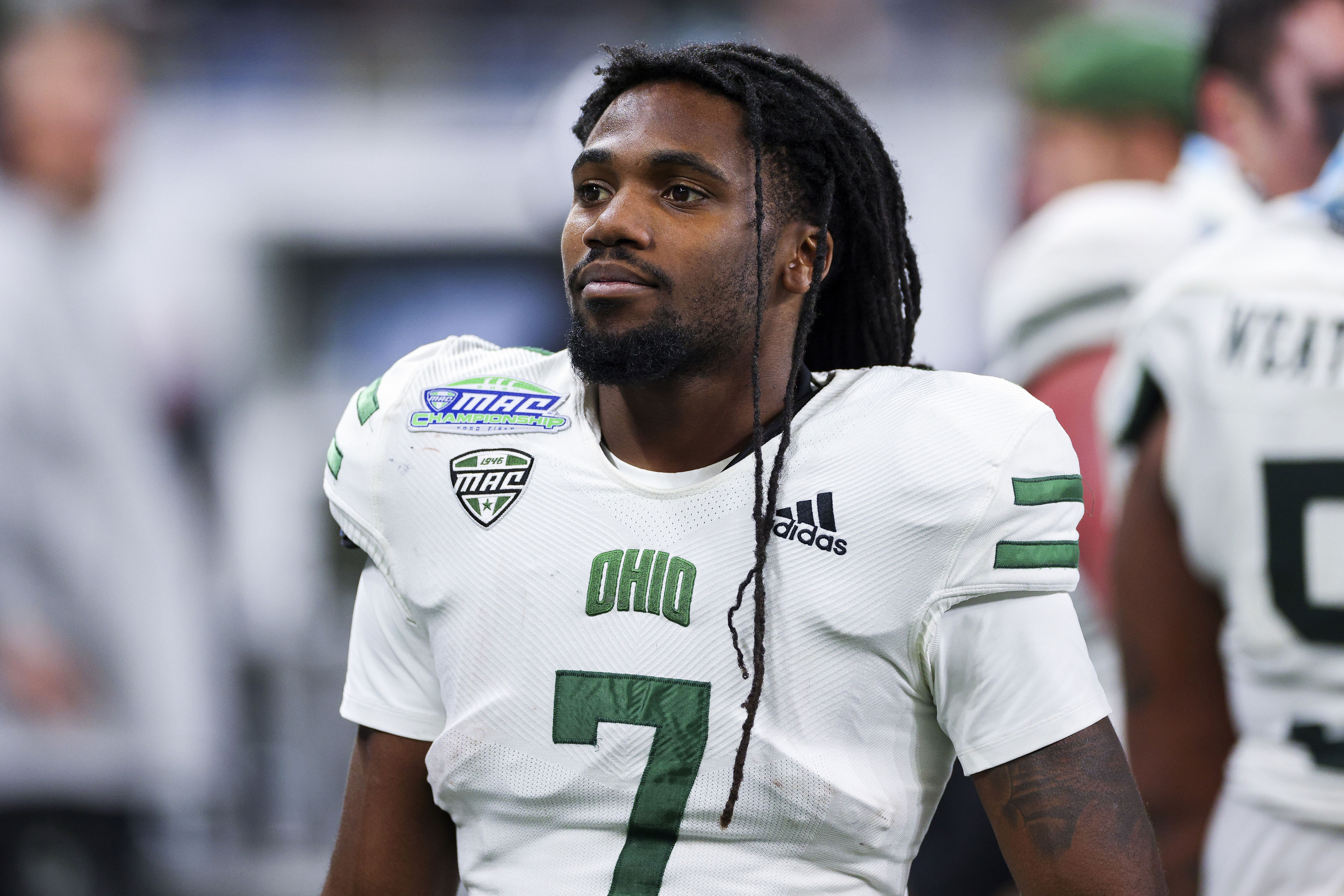 Ohio WR ranked top 15 nationally in receiving yards enters transfer portal<br>