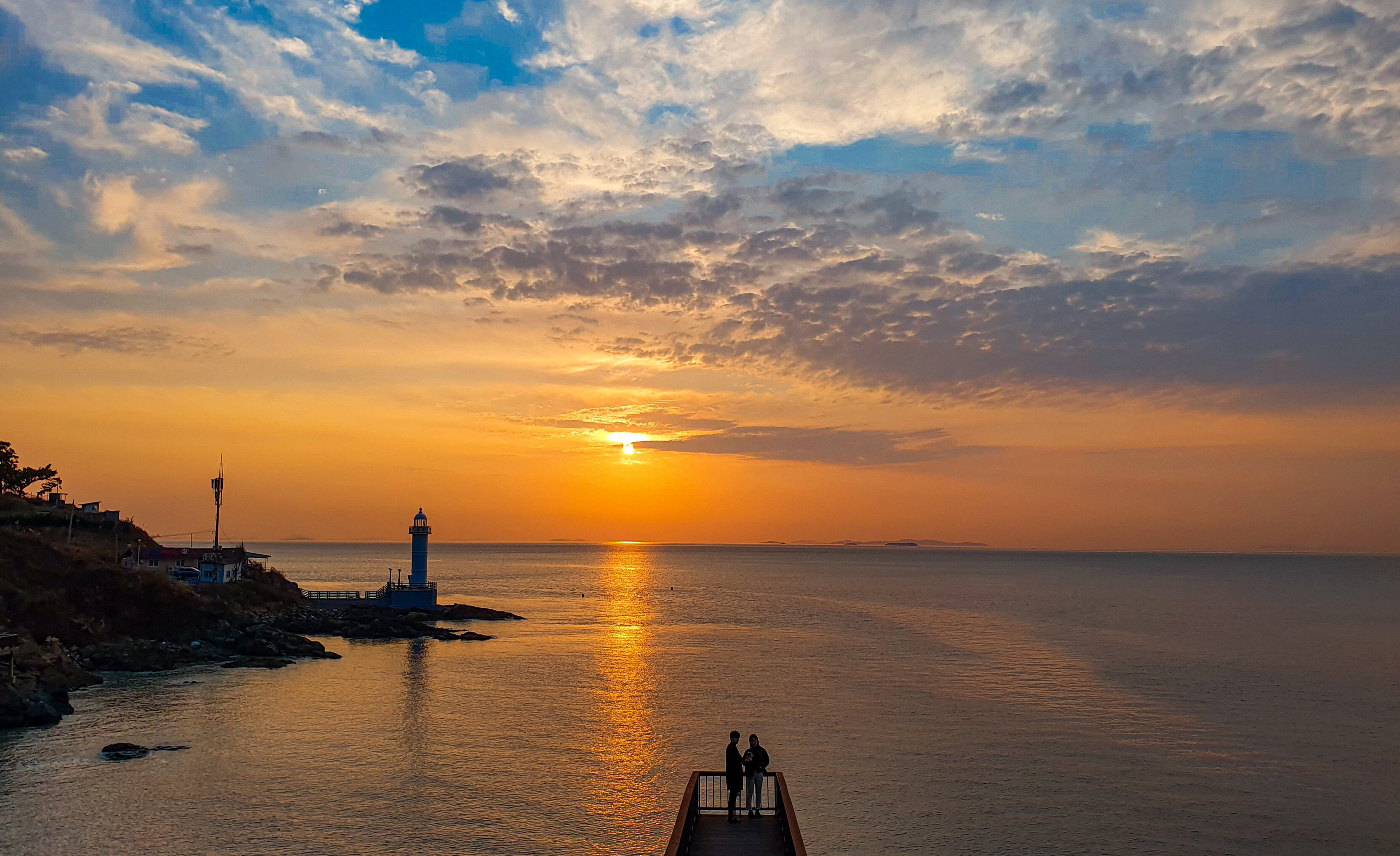 Sunset journey to reflect on year's end