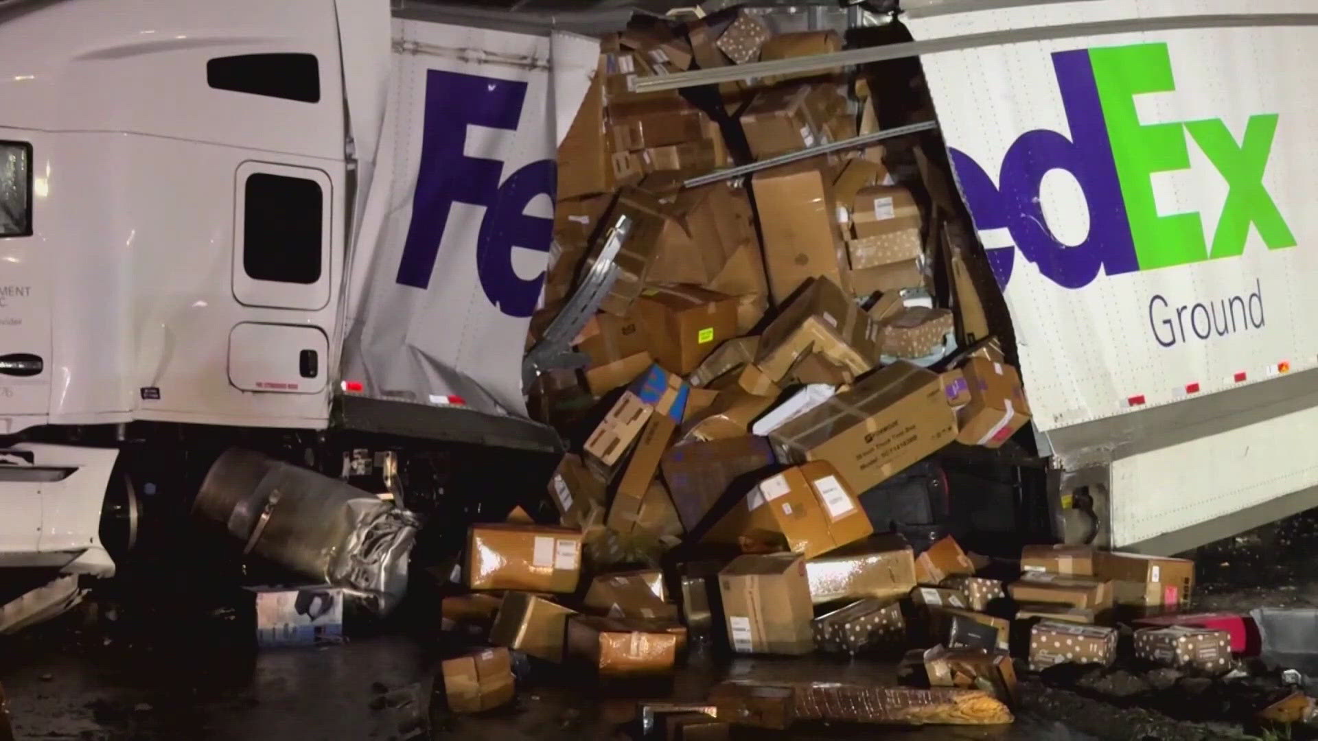 Powerful holiday storm lashes Southern California and brings flash ...