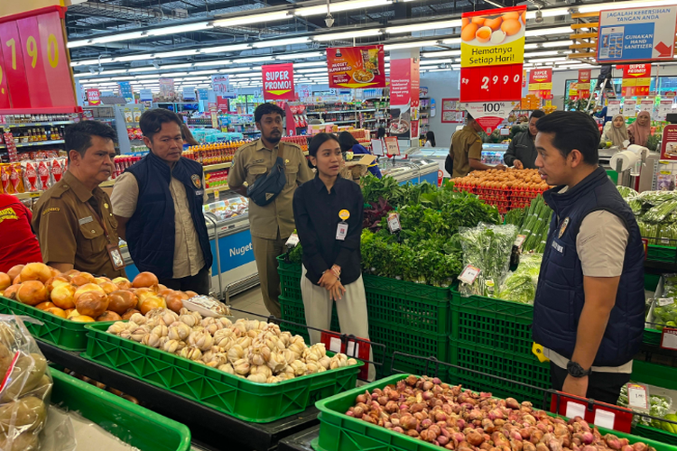 Stok Pangan Aman Saat Nataru, Harga Beberapa Komoditas Turun
