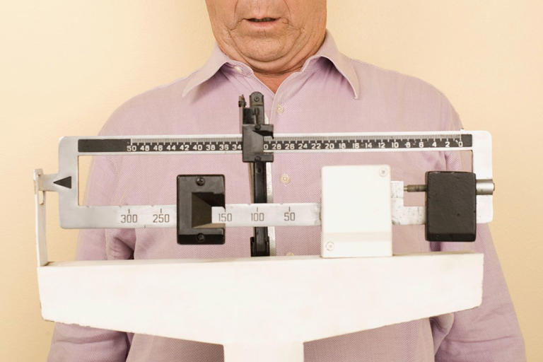 Wife tells husband she's 'into big bellies' after he gains 70 lbs