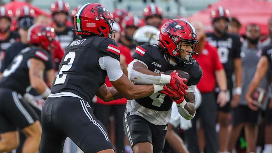 College football's leading rusher enters transfer portal after All ...