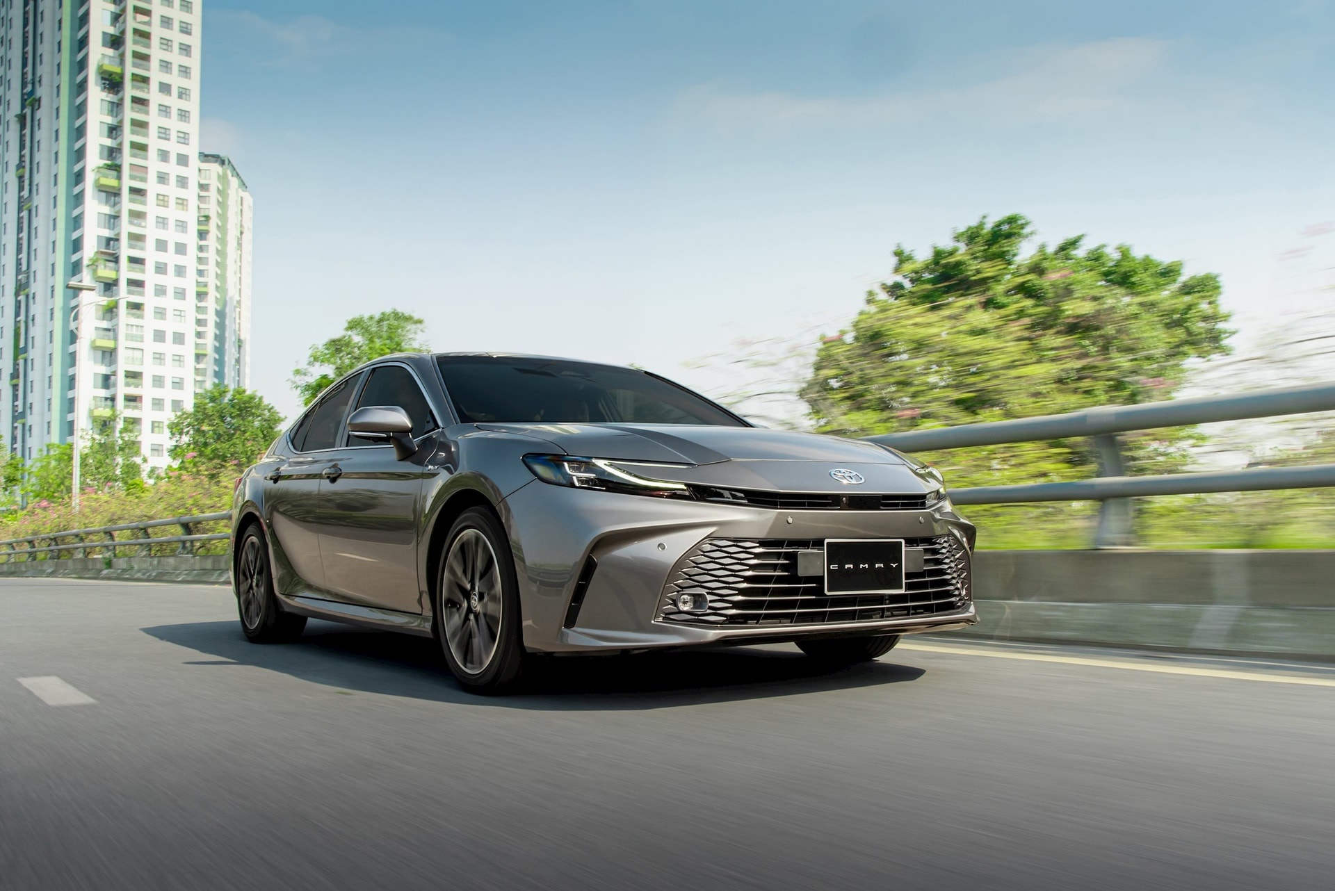Bị chê 'ông già', nhưng đây là lý do vì sao nhiều người vẫn mua xe Toyota