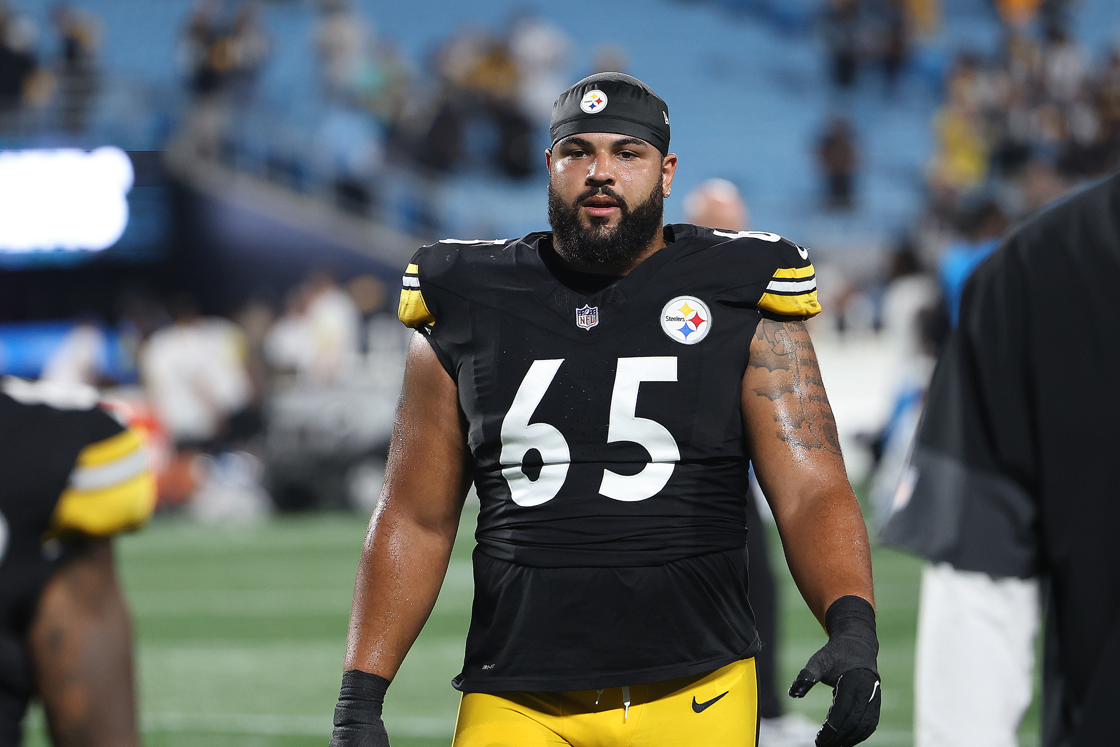 Steelers release DT to make room for new WR<br>
