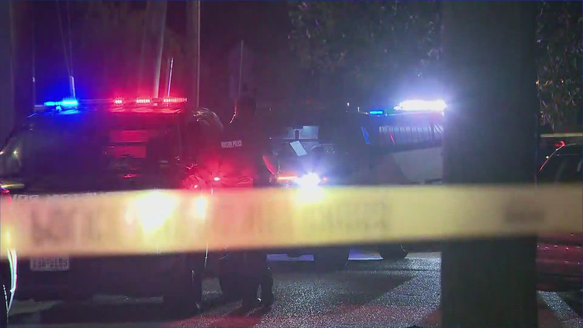 HPD: Suspect turns himself in after fatal shooting in east downtown