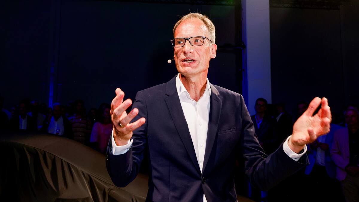 Polestar-Chef Lohscheller kritisiert EU: «Der Verbrenner ist eine ...