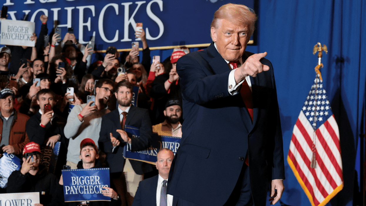 Conservative calls out Trump-appointed judge for attending 'highly ...