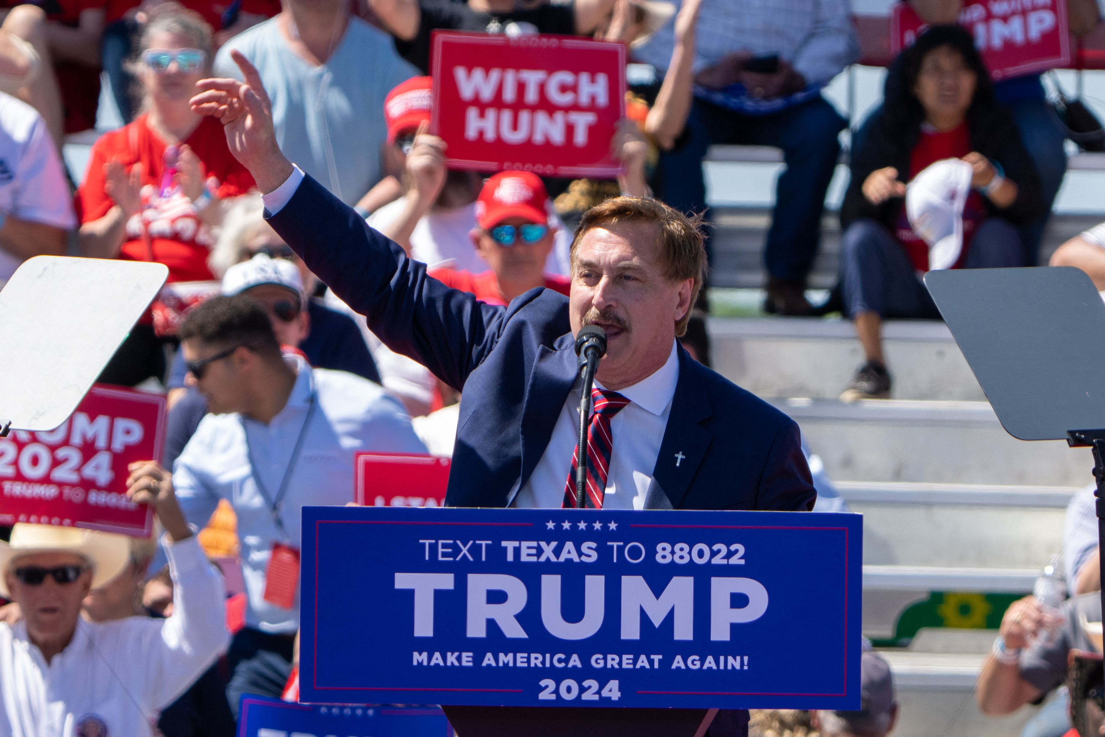 Mike Lindell officially announces run against Tim Walz in Minnesota