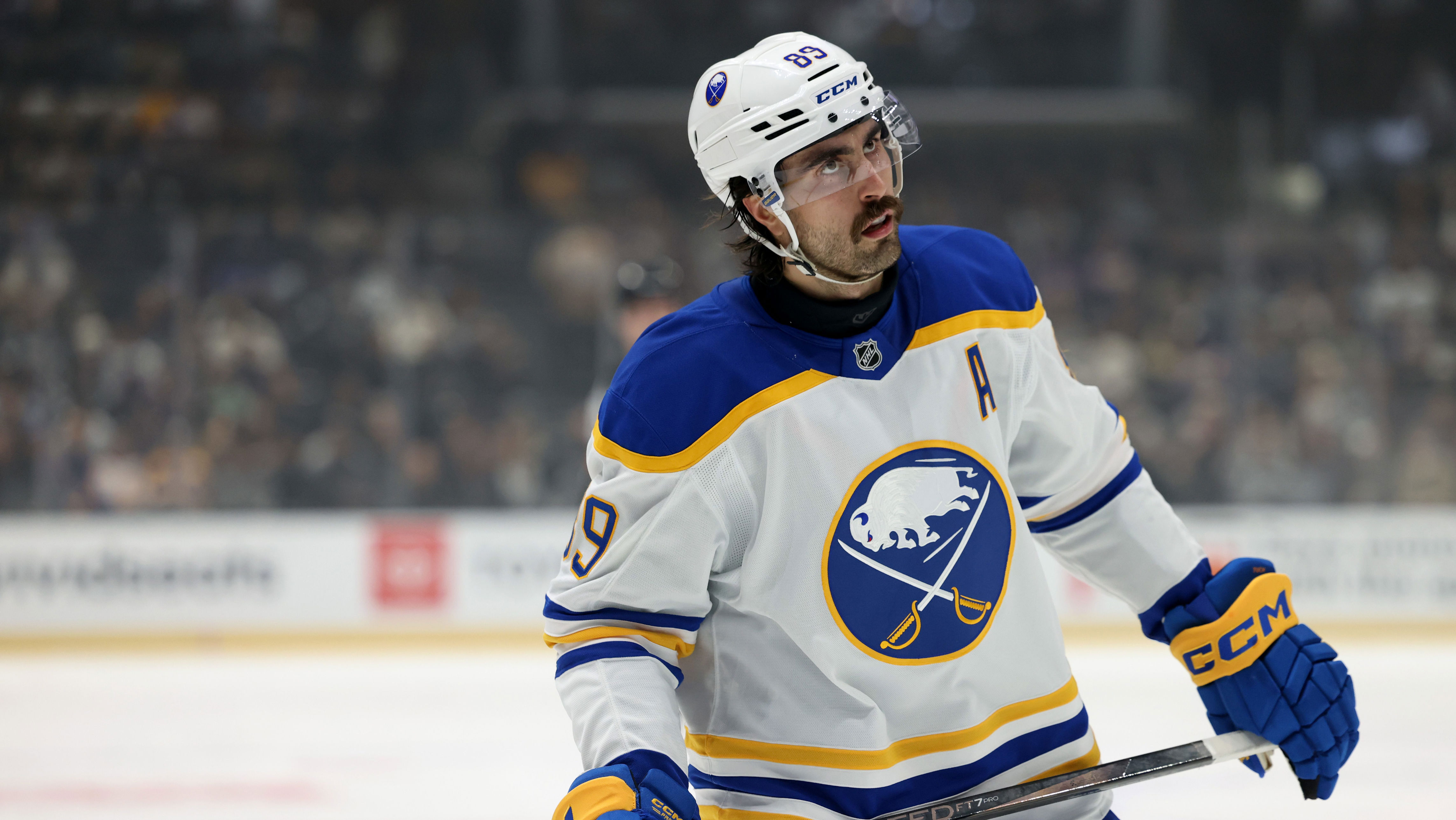 Oilers big trade pitch lands $33.25 million star winger