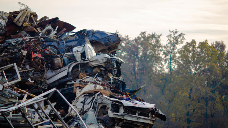 Abandoned car taking up your block? Here's what you can do about it