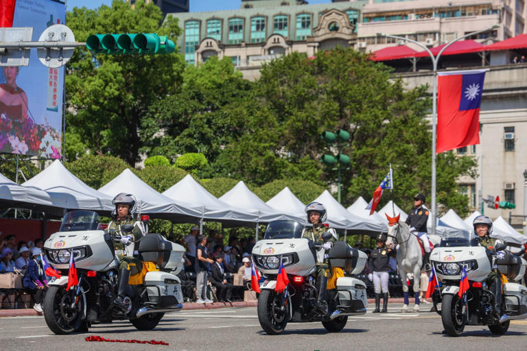 updated-ohio-state-football-offensive-coordinator-hot-board-familiar