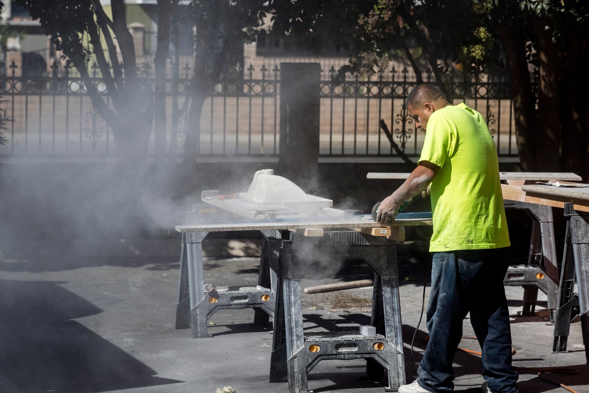 Massachusetts confirms first case of incurable lung disease<br><br>